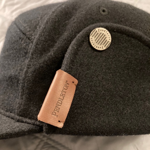 Pendleton Wool Winter Hat with Ear and Neck Flap - Picture 6 of 8